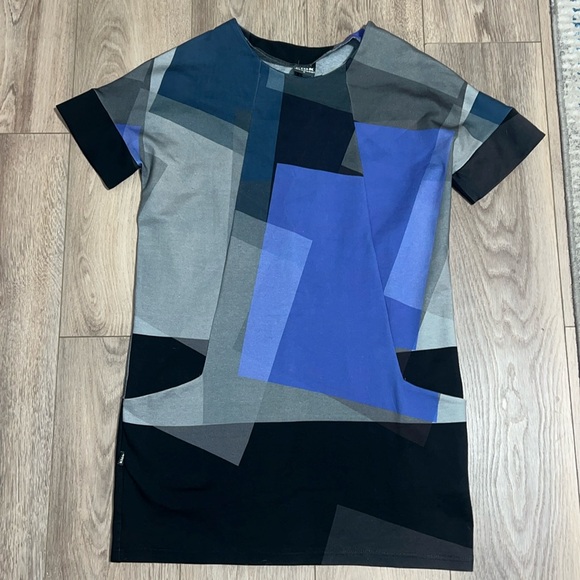 Klok Denmark Mod Style Size M Midi Dress - Picture 1 of 3